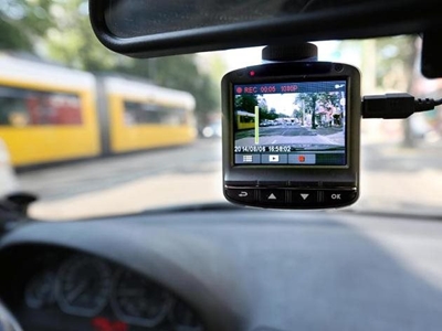 Dashboard camera minimises risk