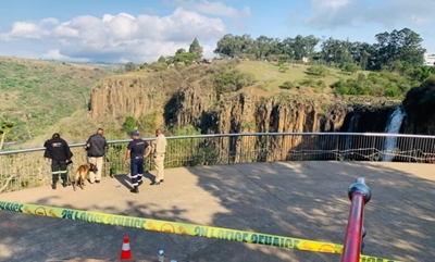 Woman allegedly jumps from Howick Falls viewpoint