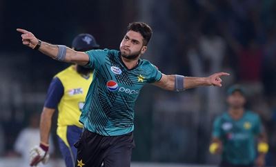 Pakistan thrash Proteas to level series