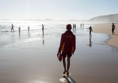 NSRI warns of strong spring tides this weekend