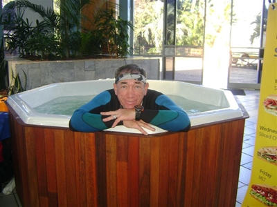 Knysna man to set jacuzzi record