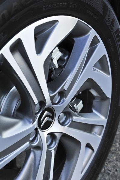 autodealer_1014_5.jpg