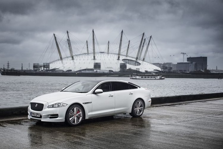 autodealer_1056_2.jpg