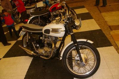Classic cars and bikes to usher in festive season