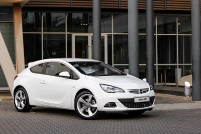 Opel’s classy Astra GTC sneaks under the radar