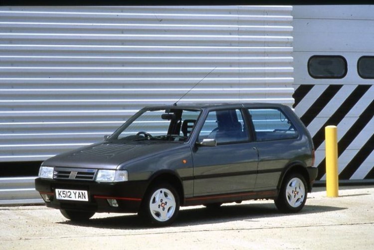 autodealer_1109_4.jpg