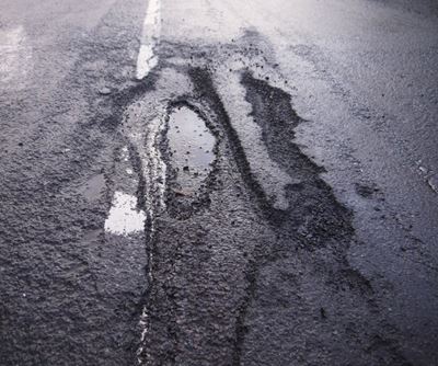 Potholes, tyre damage and claims
