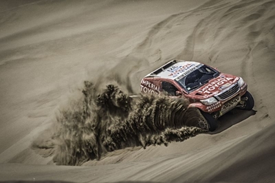 De Villiers destroys the Dakar