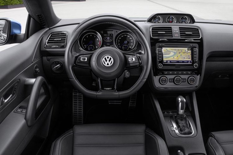 autodealer_1238_3.jpg
