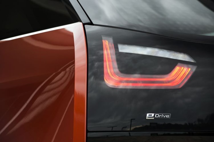 autodealer_1282_3.jpg