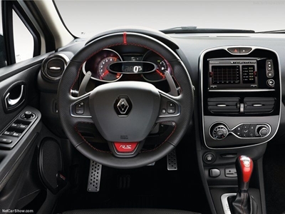 Hot little Renault Clio RS 220 Trophy 