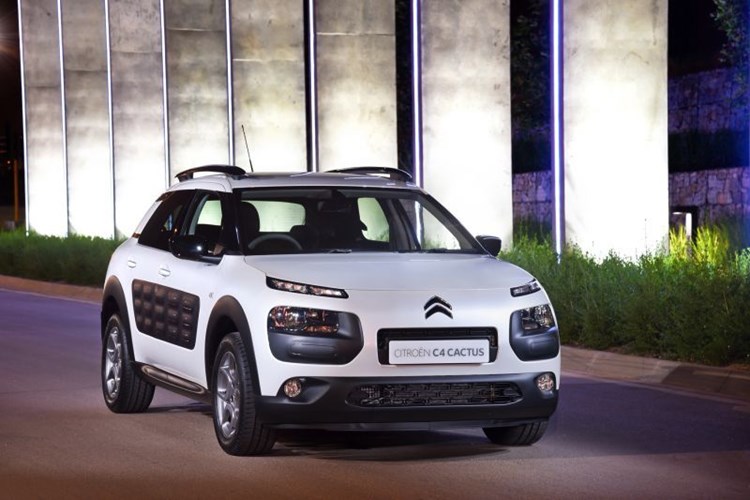 autodealer_1379_3.jpg