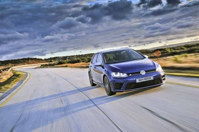 Volkswagen Golf R causes a ruckus