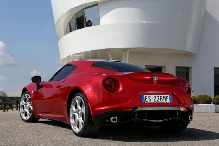 autodealer_1426_2.jpg