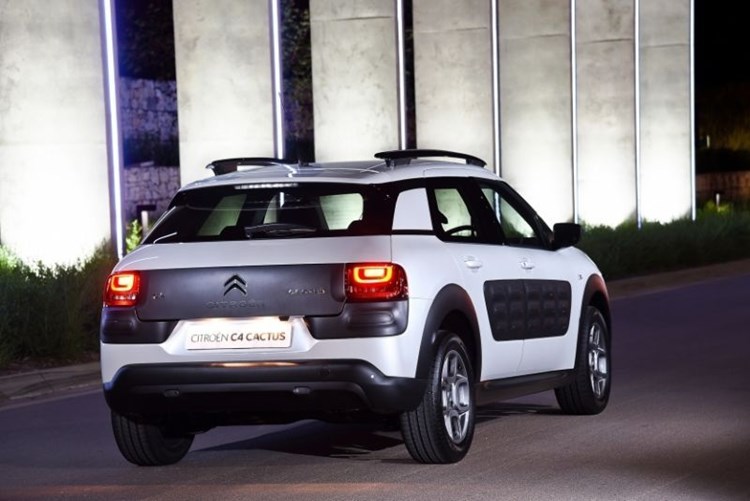 autodealer_1434_3.jpg