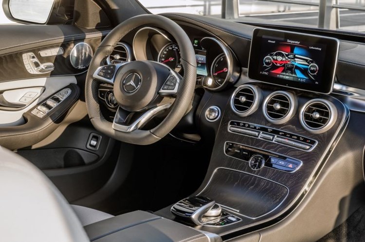 autodealer_1441_3.jpg