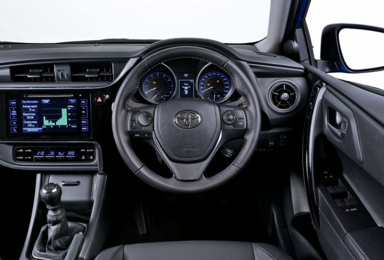 autodealer_1447_4.jpg