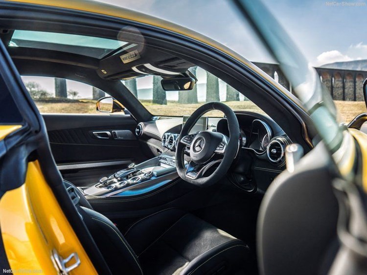 autodealer_1510_4.jpg