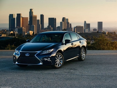 Stunning new Lexus ES