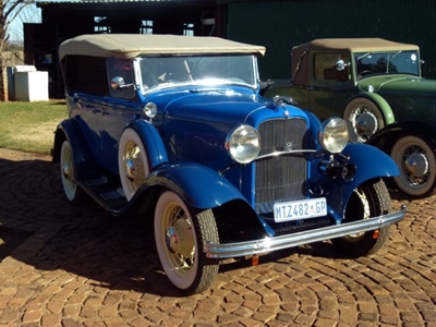 3000 Classic Cars at Pretoria Old Motor Club