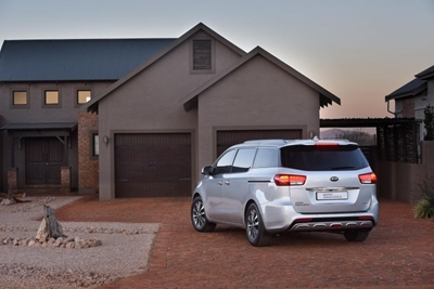 Kia’s Sedona in search of grandeur