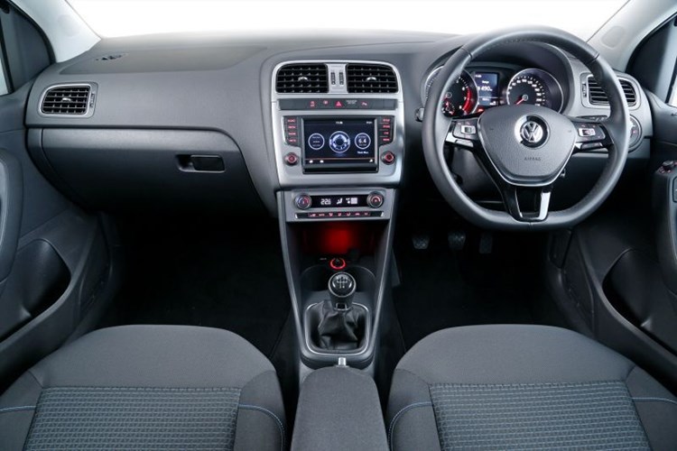 autodealer_1561_3.jpg