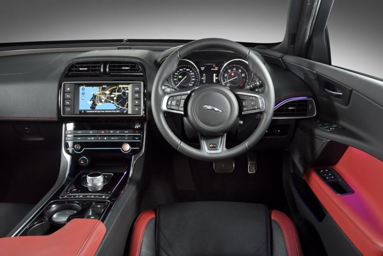 autodealer_1601_5.jpg