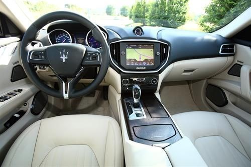 autodealer_1618_6.jpg