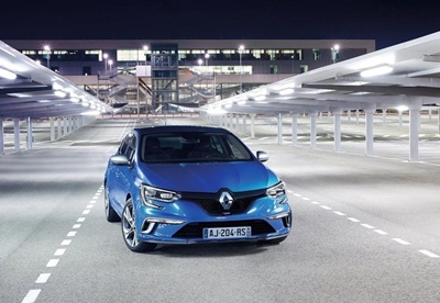 New Renault Mégane IV makes an appearance