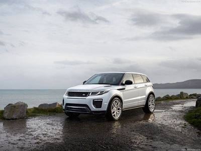 Newer, better looking Range Rover Evoque 