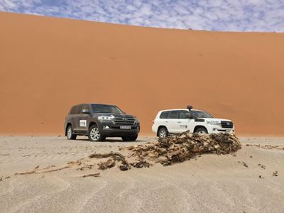 Land Cruising across the Namib-Naukluft