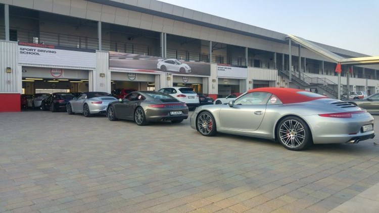 autodealer_1819_3.jpg