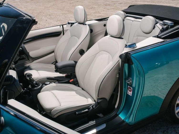 autodealer_2012_3.jpg