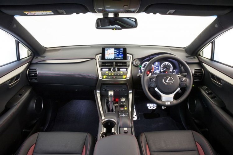 autodealer_2019_4.jpg