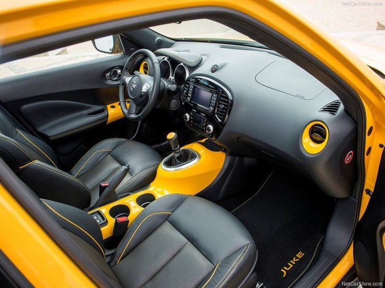 autodealer_2043_4.jpg
