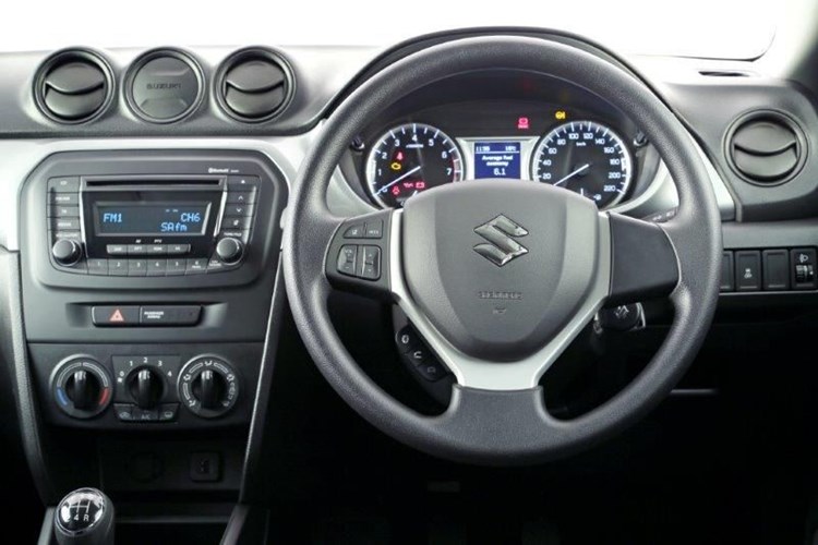 autodealer_2060_3.jpg