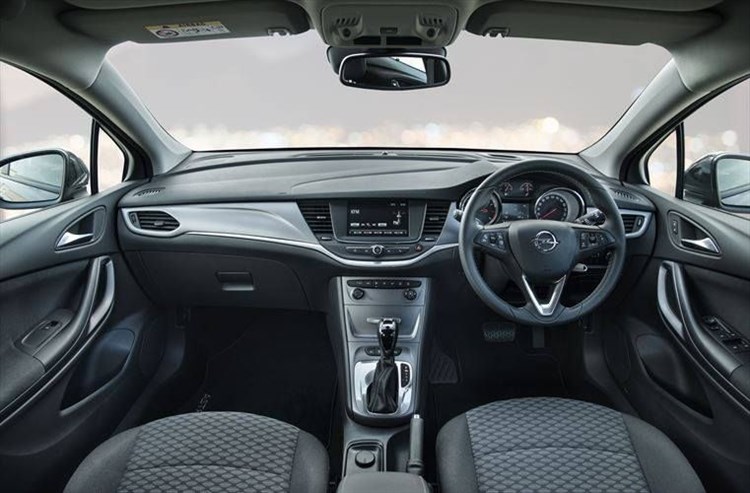 autodealer_2109_11.jpg