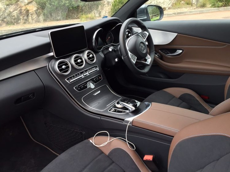 autodealer_2119_3.jpg