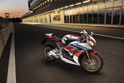 Honda’s road racing machine