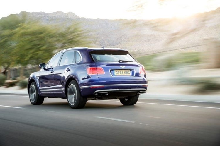 autodealer_2234_2.jpg