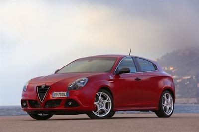 Alfa Giulietta Quadrifoglio Verde TCT: No wilting cloverleaf