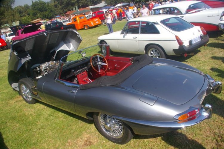 autodealer_2240_2.jpg