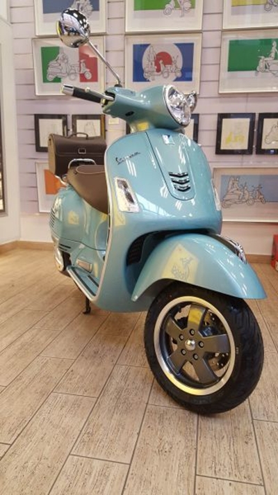 Vespa celebrates 70 years