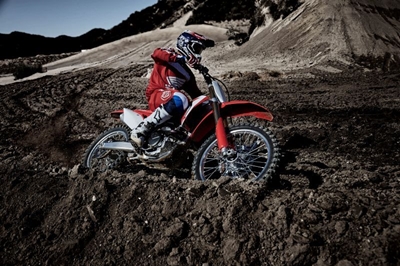 Honda’s CRF450R turns it up for 2017