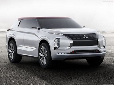 "Grand touring" Mitsubishi PHEV concept debuts ahead of Paris