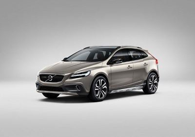 The Volvo V40 Cross County, a Swedish adventurer