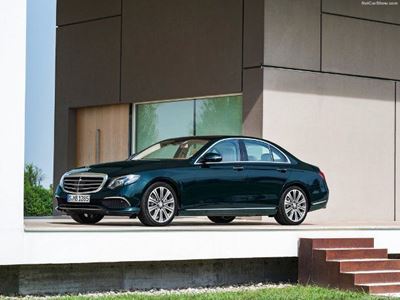 Mercedes-Benz E-Class, the new benchmark? 