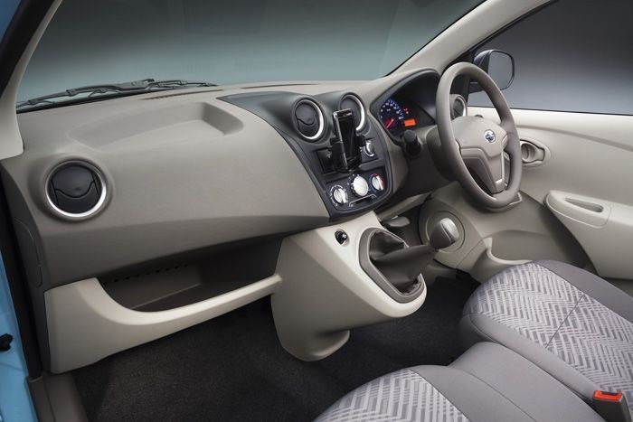 autodealer_263_2.jpg