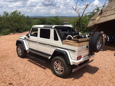 Monstrous 4x4²-based Mercedes-Benz G-class leaked