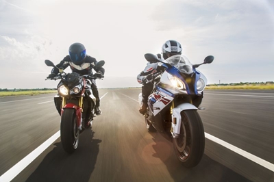 BMW S 1000 RR and S 1000 R updated for 2017